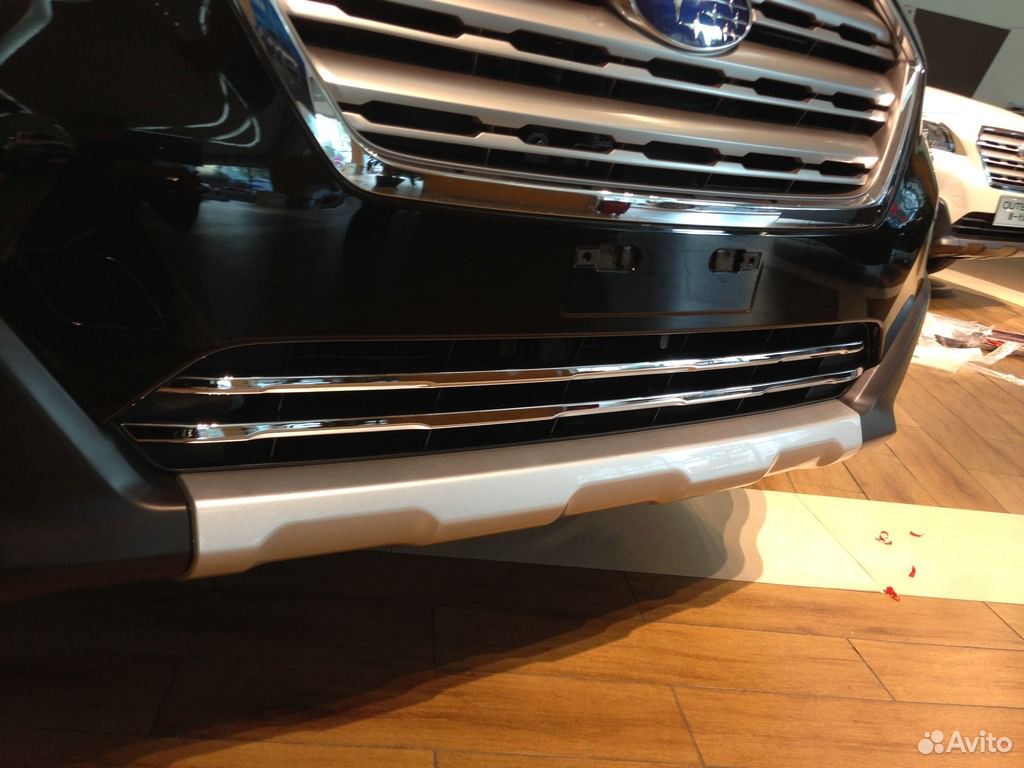 Накладки на нижнюю решетку радиатора Subaru Outbac