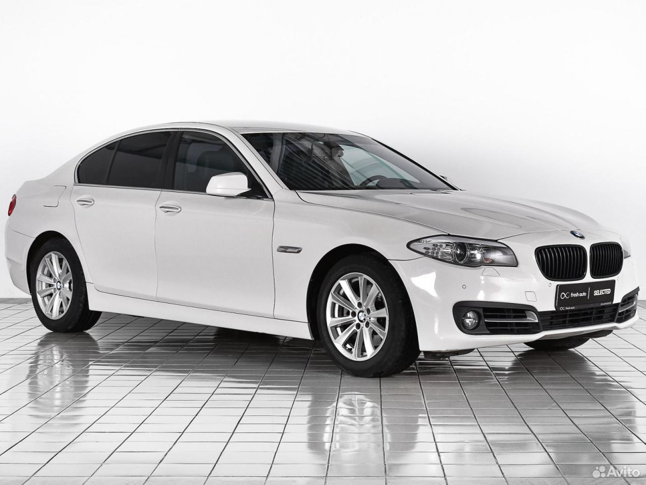 Bmw авито. BMW 3 2012. BMW 3 2012 седан. БМВ 3 седан 2012. БМВ седан 2012.