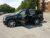 mashina v arendu s voditelem svadby dni rozhdeniya