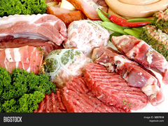 Вкусное домашнее мясо баранины, говядины и цыплят