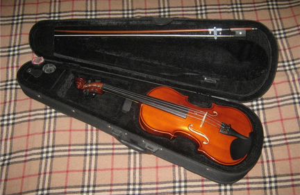 Скрипка Chateu 3/4 Made in Taiwan 2002-й год