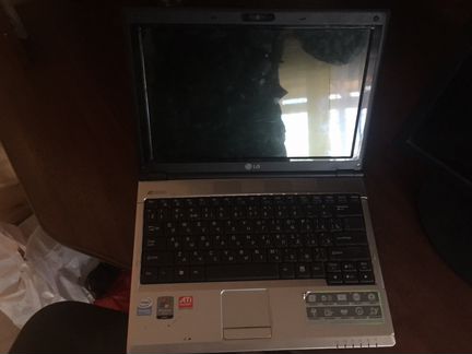 Ноутбук lg e200