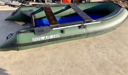 Моторная лодка Solar 380
