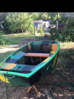 Стеклопластиковая лодка