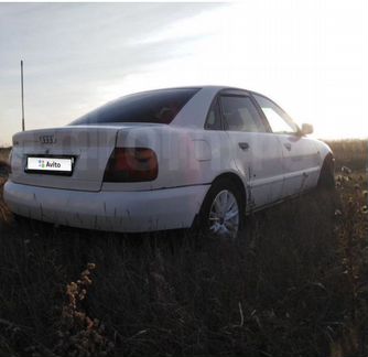 Audi A4 1.8 AT, 1998, седан