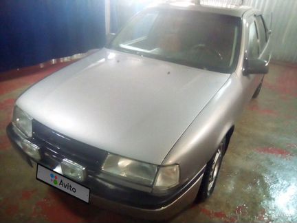 Opel Vectra 1.8 МТ, 1990, 400 000 км