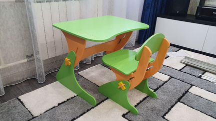 Детский растущий стол и стул