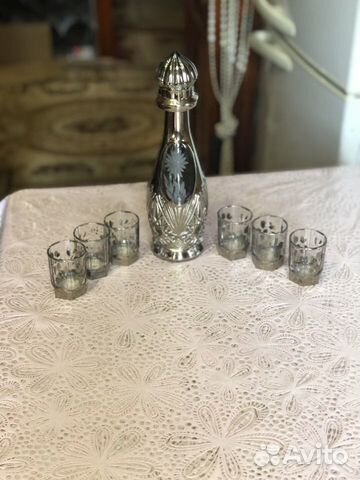 Графин (штоф) и рюмки
