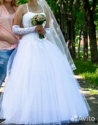Свадебное платье 42-44 бу