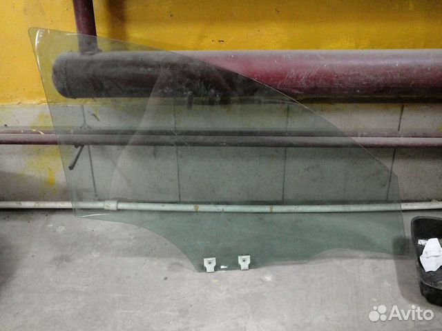 Стекло передней левой двери mazda 3 BK