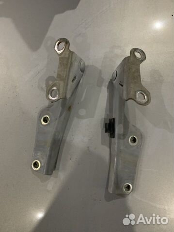 Петля капота Mitsubishi L 200 06-15 гв