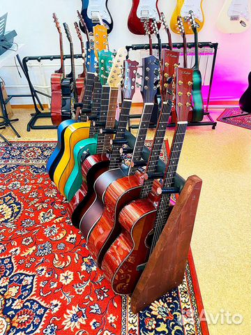 Стойка для 8 гитар