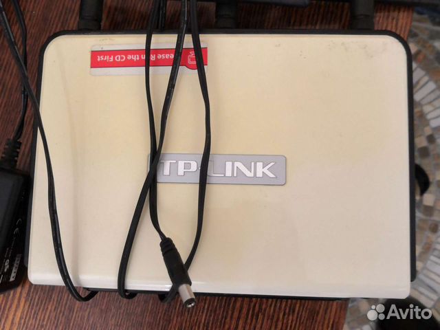 Роутер wifi tplink-1043nd