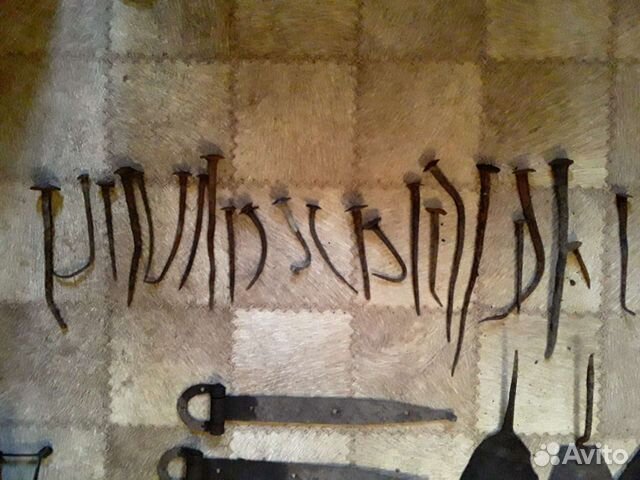 Продам антикварные кованные предметы старины