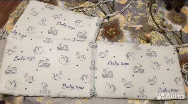 Бортики в кроватку с постельным