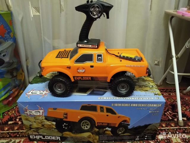 RC модель трофи, внедорожник