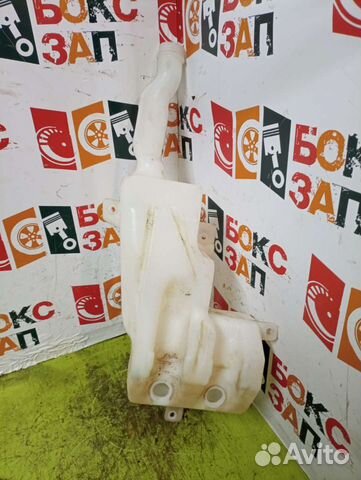 Бачок омывателя Suzuki SX4 2010