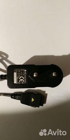 Зарядное Устройство LG TA-25GR2 5.2V 500MA Б/У