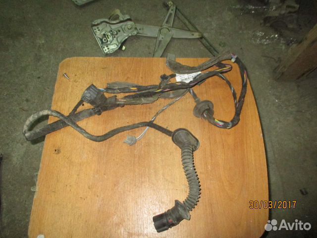 Проводка (коса) задней правой двери Volvo XC90