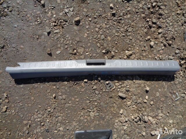 Накладка замка багажника Nissan Primera QP11