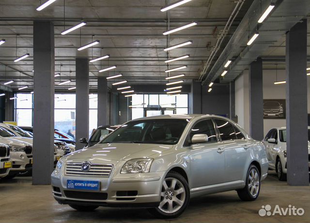 Toyota Avensis 1.8 МТ, 2004, 260 000 км