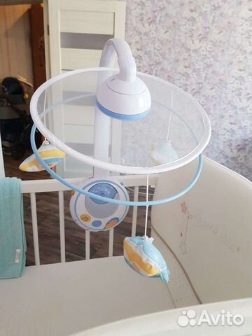 Мобиль на кроватку chicco волшебные звезды голубой