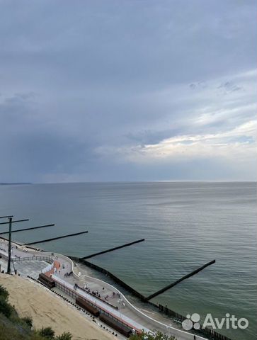 

2-к. квартира, 56 м², 3/6 эт.