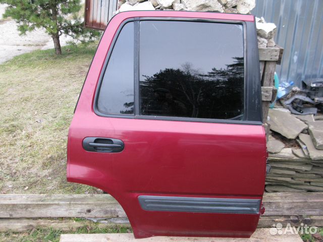 Honda CR-V RD1 95-01 дверь задняя правая