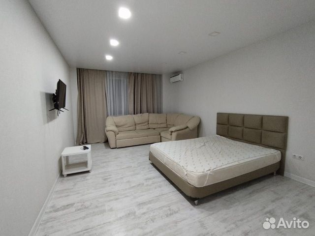 

2-к. квартира, 63 м², 2/10 эт.