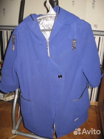 Продам полупальто/пальто с капюшоном 50-52 размер Продам полупальто/пальто с капюшоном 50-52 размер