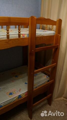 Кровати натуральное дерево