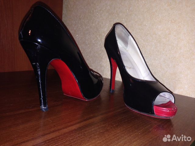 Туфли Christian Louboutin Туфли Christian Louboutin