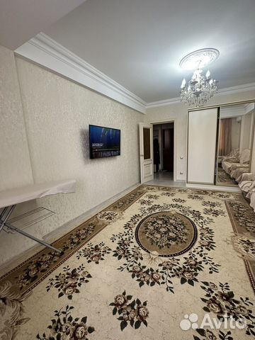 

1-к. квартира, 54 м², 2/10 эт.