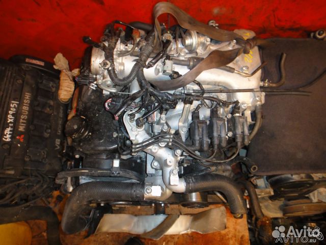 Контрактный б/у двигатель MMC 6G74 sohc 24 Valve