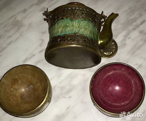 Антикварный чайник и 2 чашки. Оникс-Бронза Вьетнам Антикварный чайник и 2 чашки. Оникс-Бронза Вьетнам