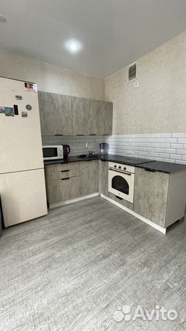 

1-к. квартира, 40 м², 7/7 эт.