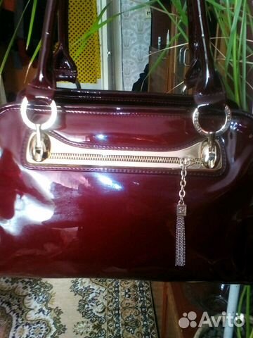 Сумка лакированная