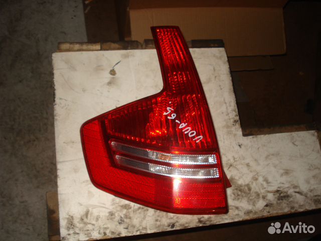 Фонарь задний левый Citroen C4