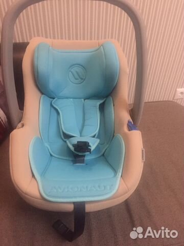 Автомобильное кресло Автомобильное кресло