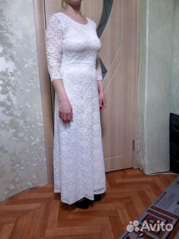 Платье белое