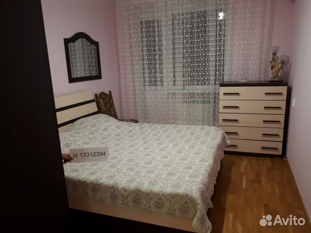 3-к квартира, 90 м², 1/4 эт.