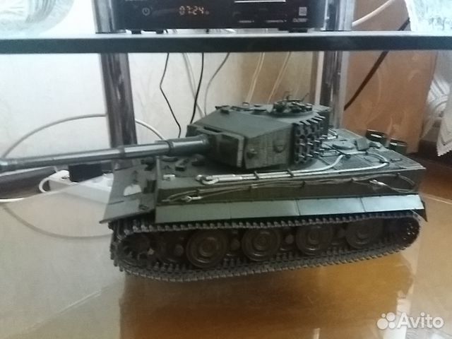Собранная модель танк Тигр 1:16
