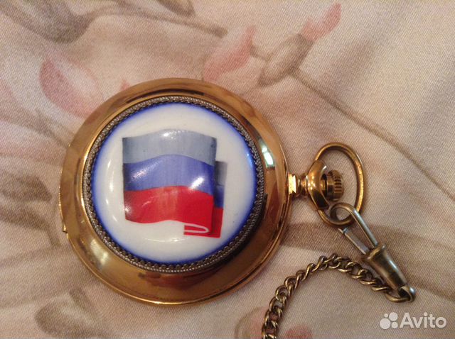 Часы памятные подарочные