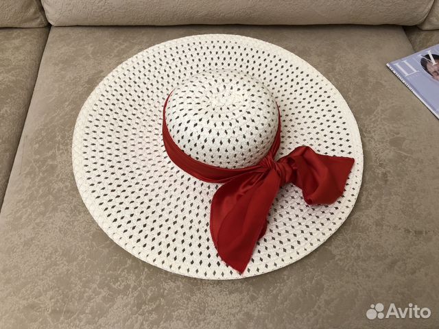 Шляпа с широкими полями