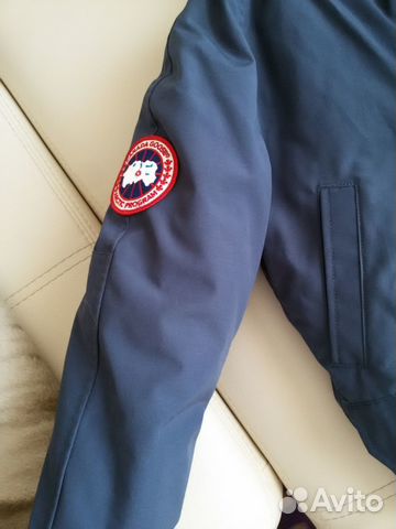 Куртка пуховая Canada Goose Куртка пуховая Canada Goose