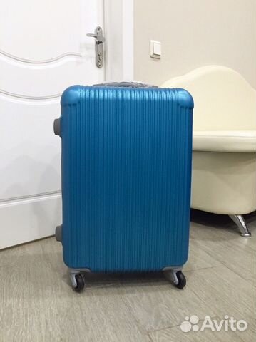 Чемодан на колесах Чемодан на колесах