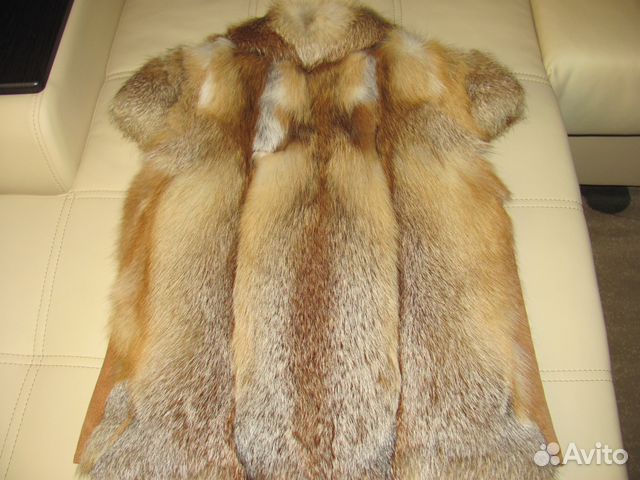 Продам жилетку, мех лиса