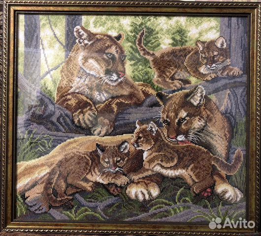 Картина вышитая крестиком «Пумы» Картина вышитая крестиком «Пумы»