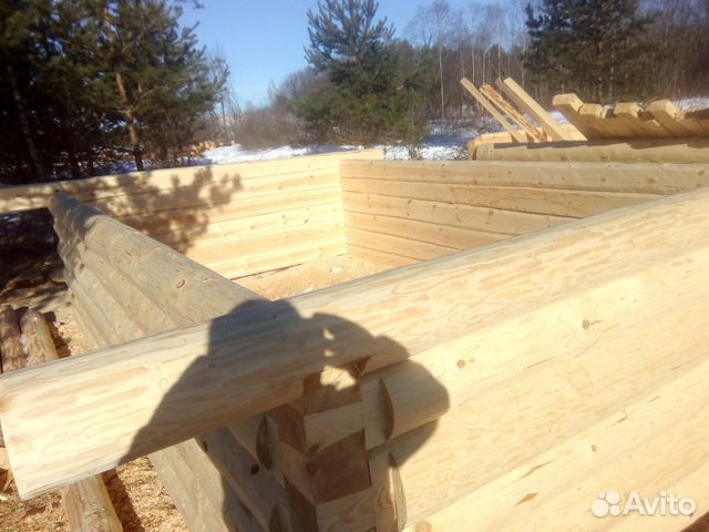 Сруб бани из бревна