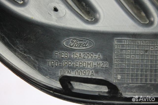 Накладка птф Ford Focus 3 14-н.в Накладка птф Ford Focus 3 14-н.в
